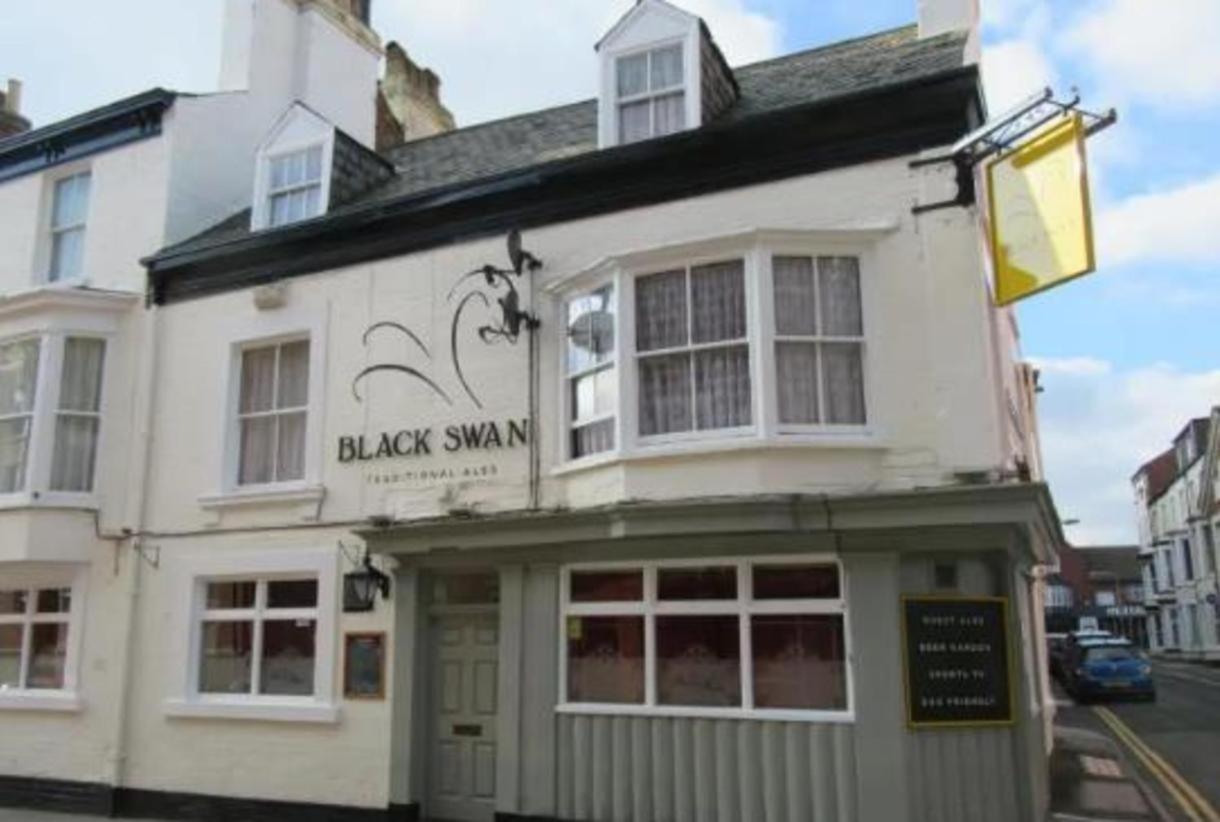 The Black Swan Hotel Scarborough Exterior foto